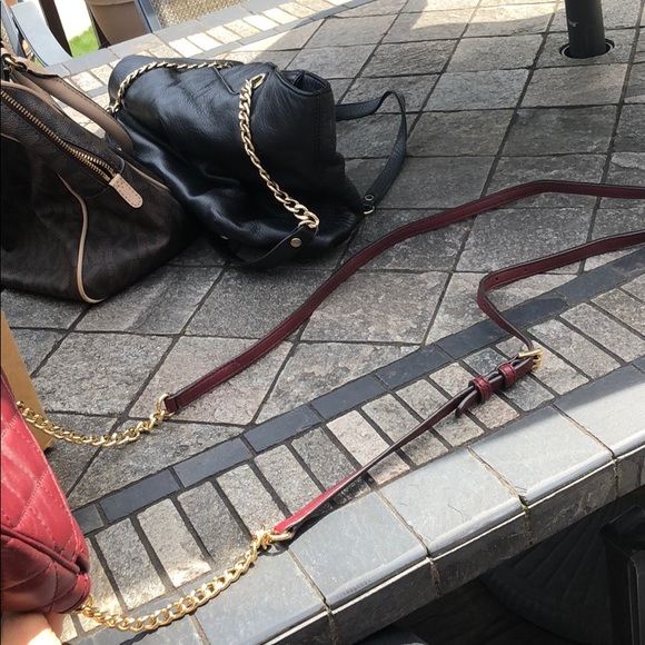 Burgundy Michael Kors cross body - Picture 2 of 6